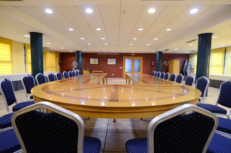 Conferences, Louty Simba, Valencia