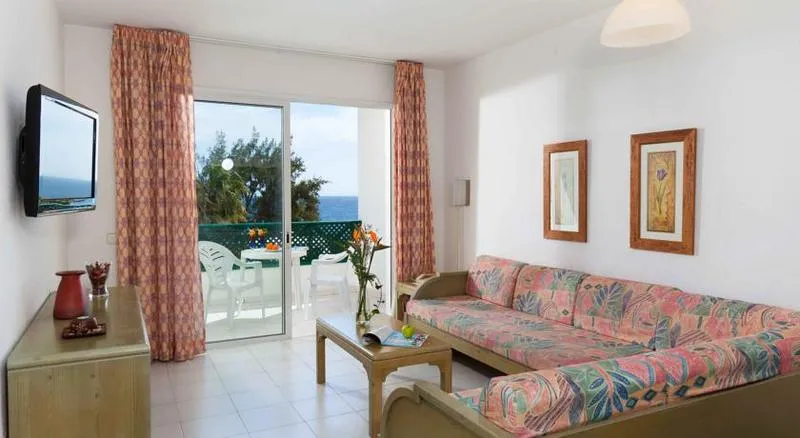 APARTMENT SUPERIOR CAPACITY 3 Room, BLUESEA Apartamentos Costa Teguise Beach, Lanzarote