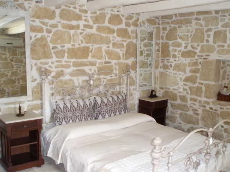 Room, Oasis, Crete
