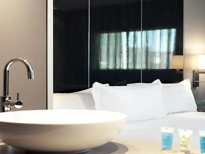 DOUBLE SINGLE USE STANDARD Room, AC Barcelona Sants, Barcelona