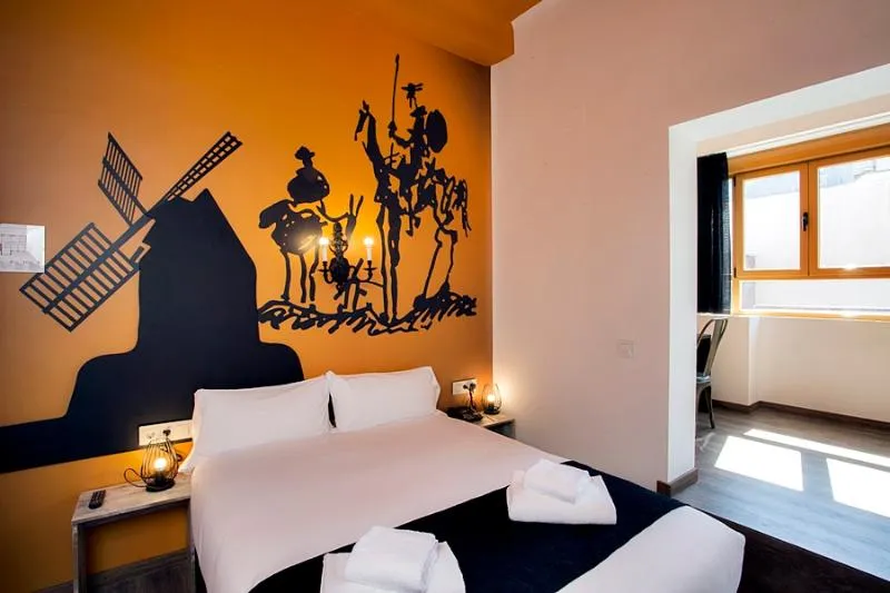 TRIPLE STANDARD Room, Casual del Teatro Madrid, Madrid