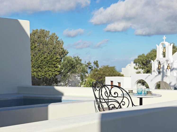 La Maltese Estate, Santorini