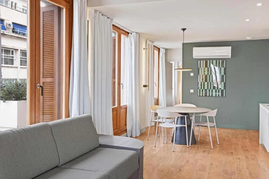 Room, B&B Apartamentos Madrid Centro Fuencarral 46, Madrid