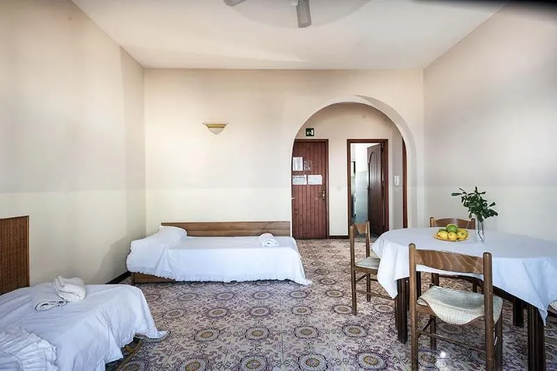 QUADRUPLE WITH BALCONY Room, Villa Liliana, Taormina