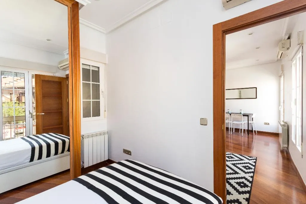 APARTMENT ONE BEDROOM Room, Smartr La Latina, Madrid