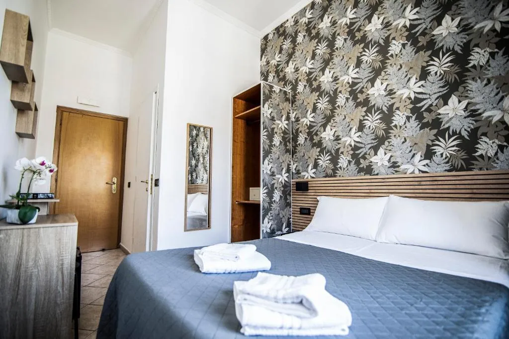 Room, Hotel Dell'Urbe, Naples