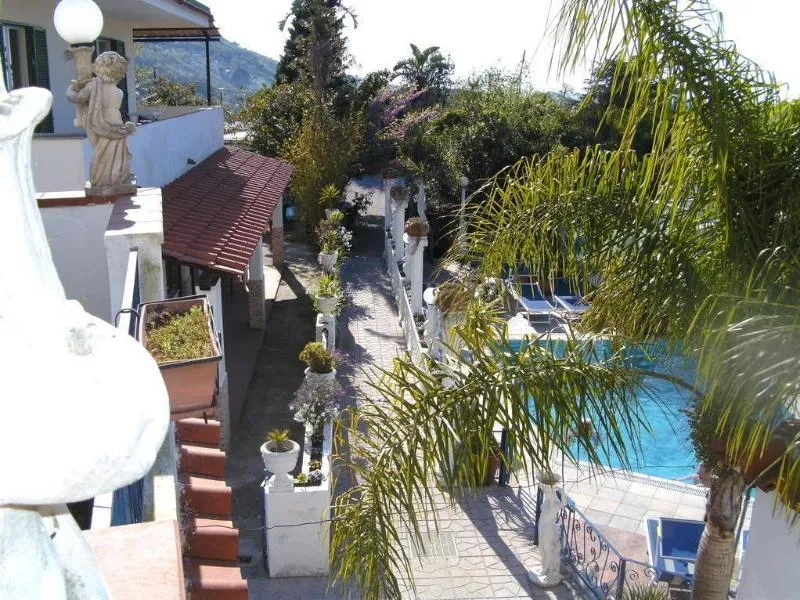 Pool, Villa Fiorentina, Naples