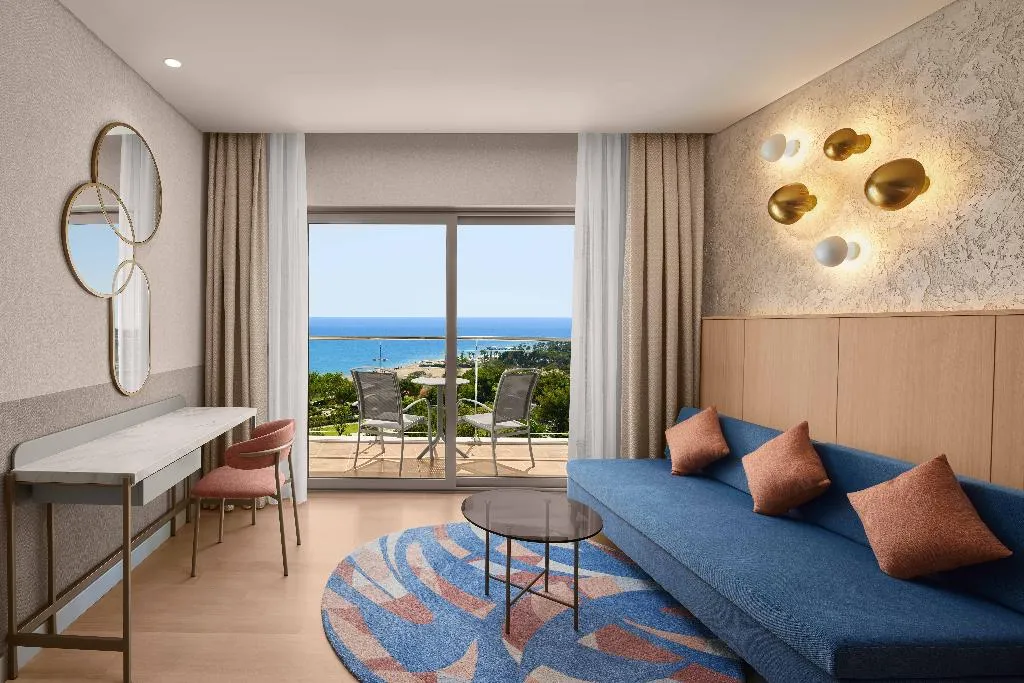 DOUBLE DELUXE SEA VIEW Room, Akra Sorgun Tui Blue Sensatori, Antalya