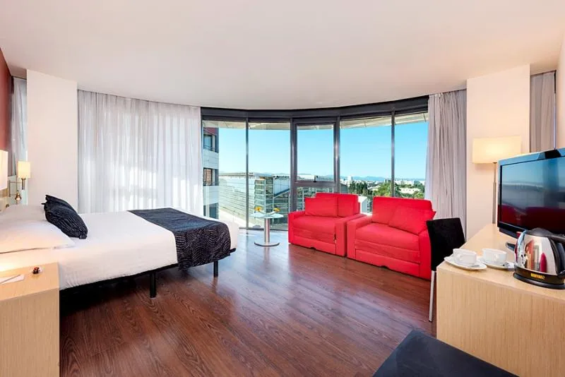 FAMILY ROOM STANDARD Room, Hotel Luz Castello, Valencia
