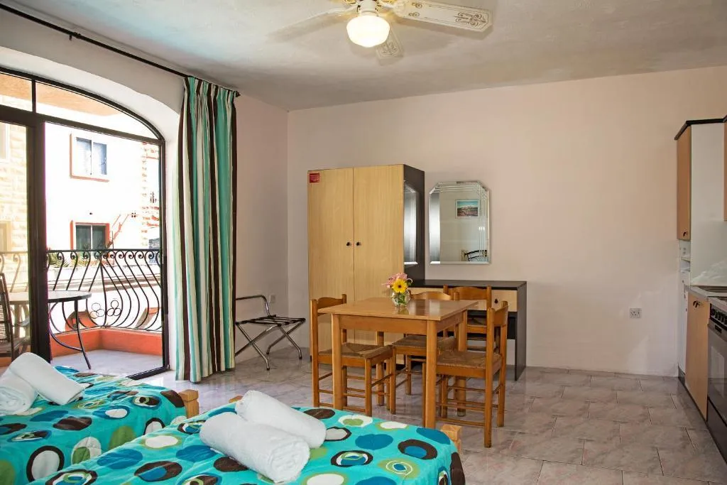 STUDIO SIDE SEA VIEW Room, White Dolphin Complex Hotel, Malta