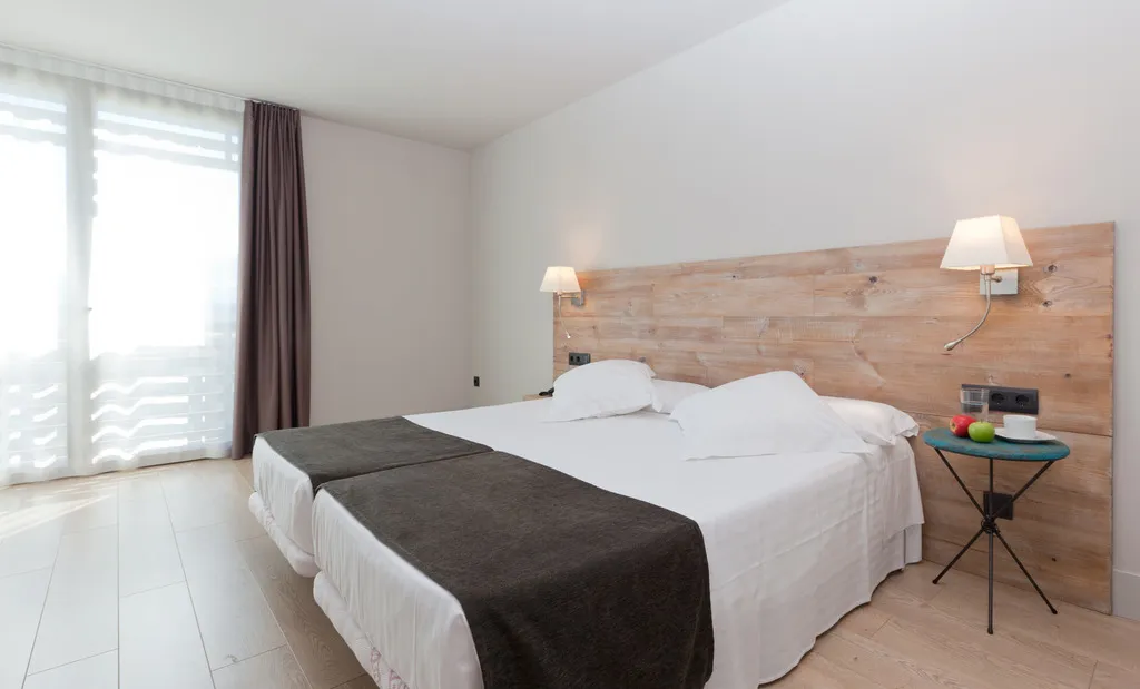 APARTMENT CAPACITY 4 ONE BEDROOM Room, Arrels d' Emporda Aparthotel, Costa Brava