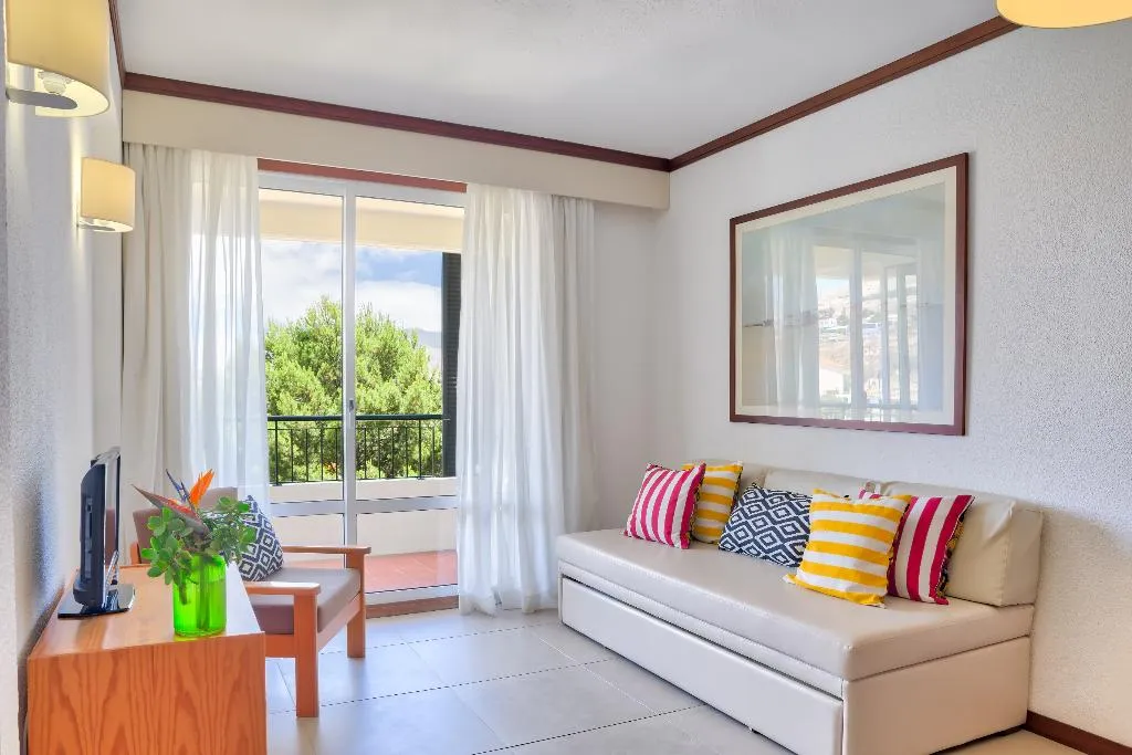 APARTMENT MOUNTAIN VIEW Room, Vila Baleira Suites, Porto Santo