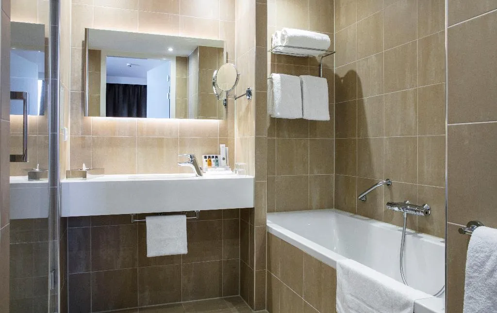 DOUBLE EXECUTIVE Room, Holiday Inn Amsterdam-Arena Towers, Amsterdam