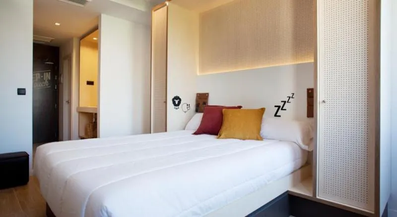DOUBLE STANDARD Room, Toc Hostel Barcelona, Barcelona