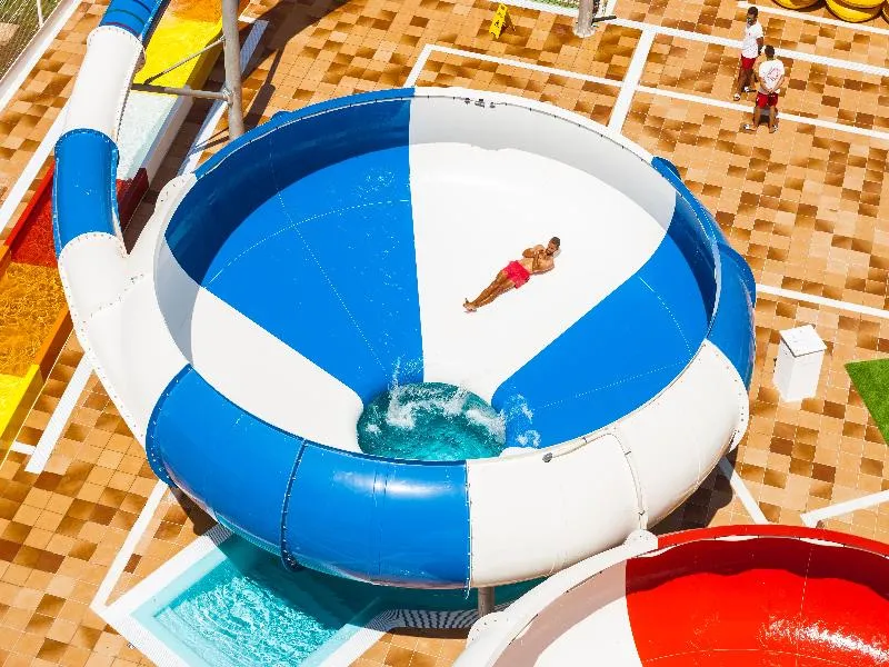 Sports and Entertainment, Globales Playa Estepona, Costa Del Sol