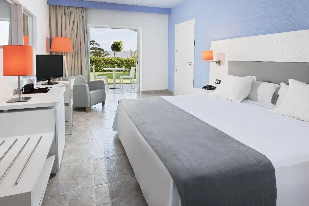SUITE CAPACITY 3 Room, Club Jandia Princess, Fuerteventura