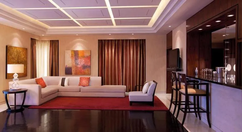 Double or Twin STANDARD Room, Shangri-La Dubai, Dubai