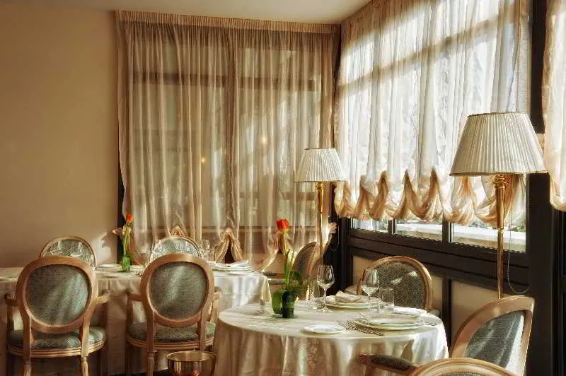 Restaurant, Hotel San Giorgio, Rome