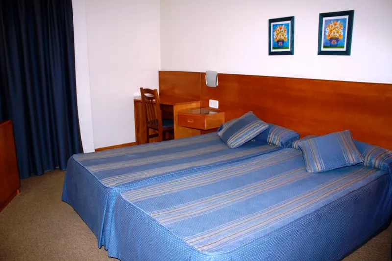 SINGLE STANDARD Room, Das Taipas, Porto