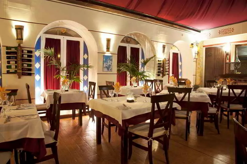 Restaurant, Los Arcos, Costa Del Sol