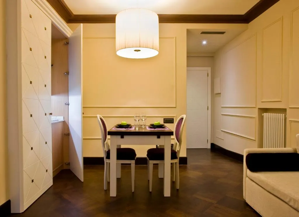 JUNIOR SUITE CAPACITY 3 Room, Be One Art and Luxury Home, Florence
