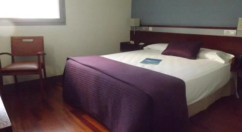 DOUBLE SINGLE USE STANDARD Room, Porcel Torrejon, Madrid