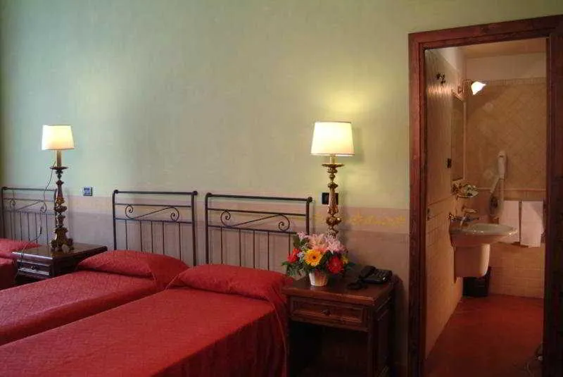 Room, Domus Sessoriana, Naples