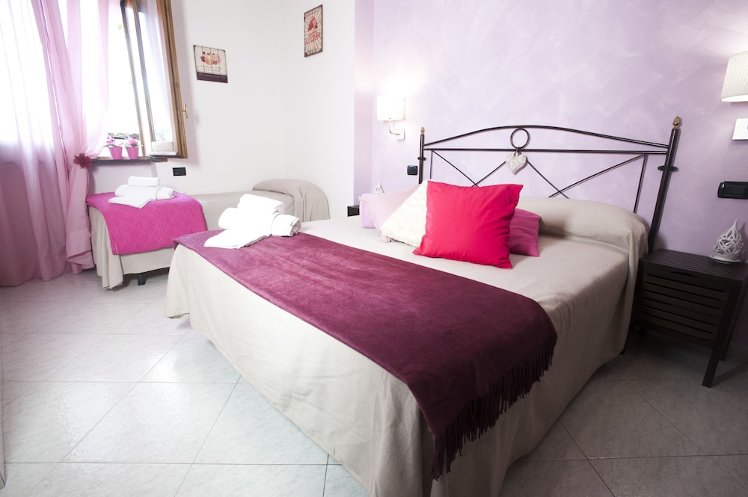B&B Elena, Naples