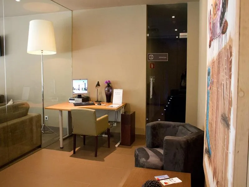 Lobby, Golden Tulip São João da Madeira, Porto