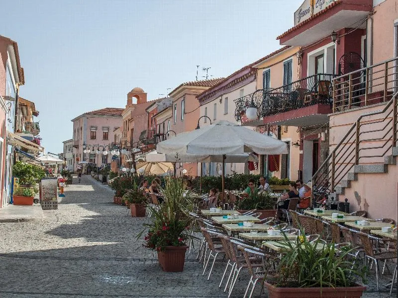 Sports and Entertainment, Residence Olimpo, Olbia