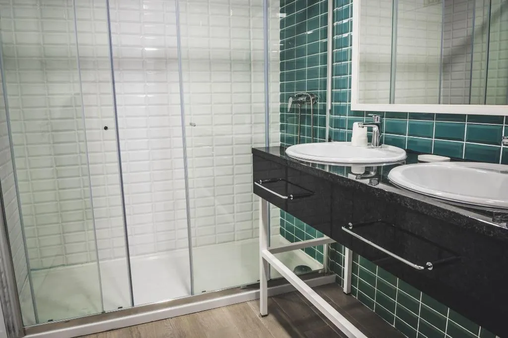 Room, In Barcelos Hostel & Guest House, Porto