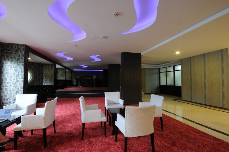 Caprice Beach Hotel instead of Luna Beach Deluxe Hotel, Dalaman