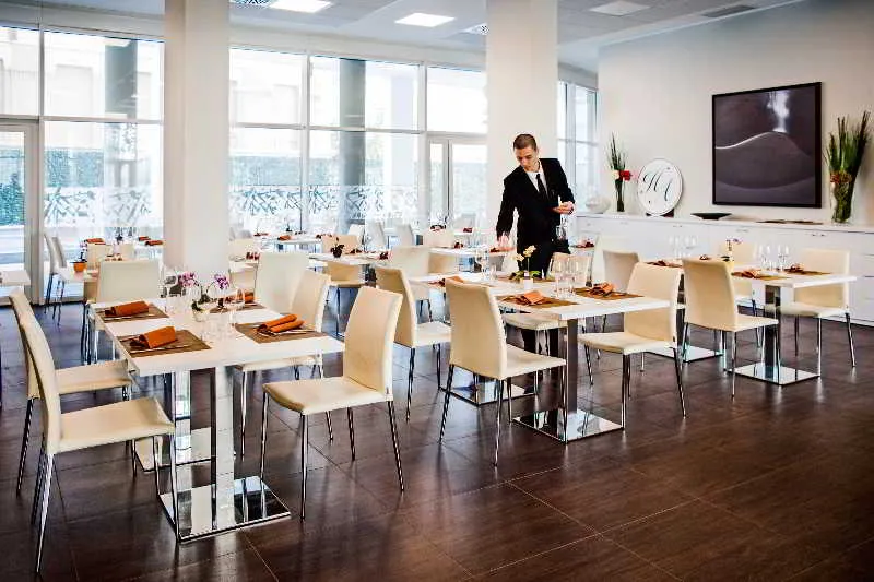 Restaurant, Hotel Degli Arcimboldi, Milan
