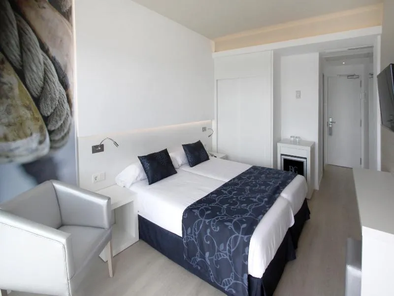 Double or Twin STANDARD Room, BG Java, Majorca