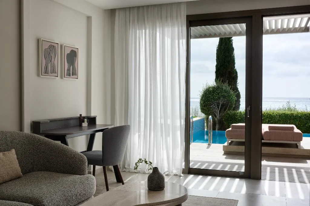 SUITE SEA VIEW Room, Mare Paphos, Cyprus
