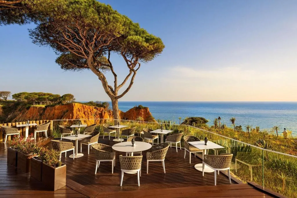 Bar, Pine Cliffs Residence, Algarve