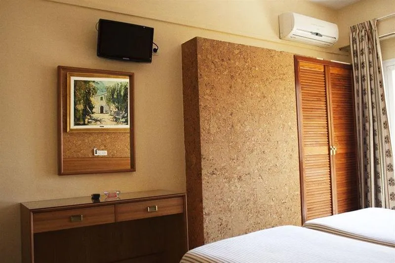 Room, Abelay, Majorca