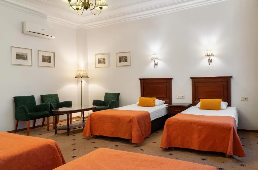 QUADRUPLE STANDARD Room, Hestia Hotel Radi un Draugi, Riga