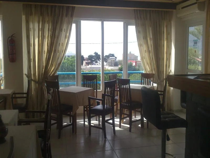 Bar, Athinoula, Kos