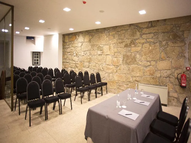 Conferences, Carris Porto Ribeira, Porto