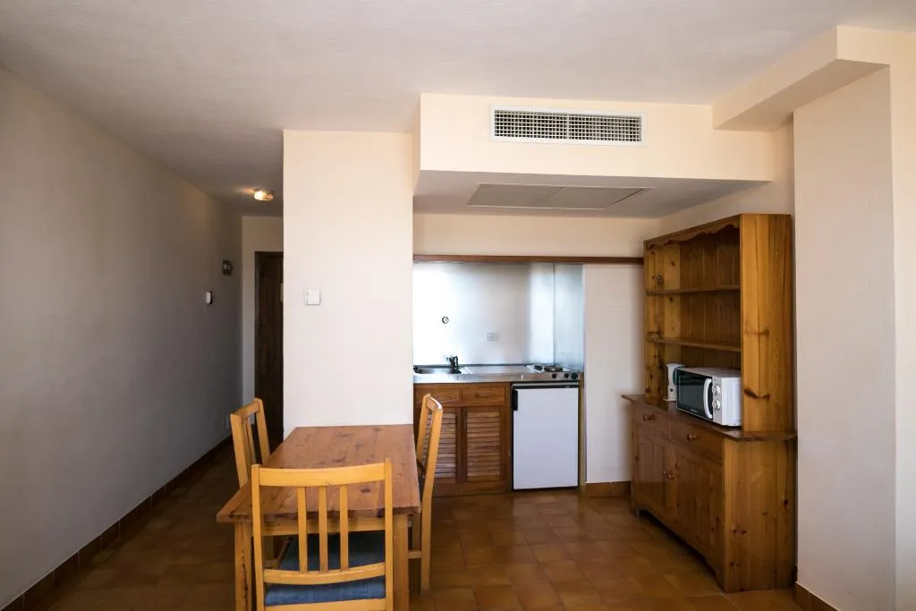 STUDIO CAPACITY 3 Room, The White Apartments by Ibiza Feeling, Ibiza