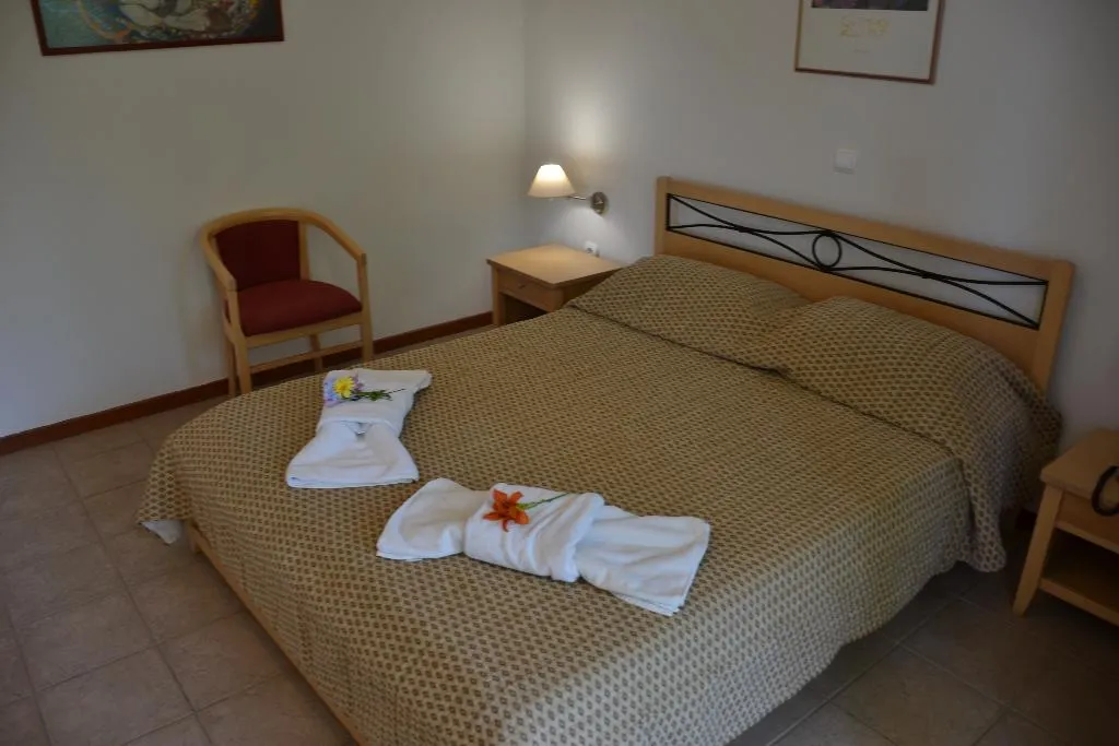 Double or Twin LAND VIEW Room, Dassia Holiday Club, Corfu