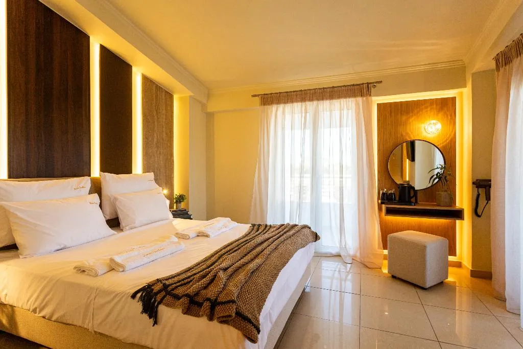 JUNIOR SUITE POOL VIEW Room, Zante Pantheon Hotel, Zante