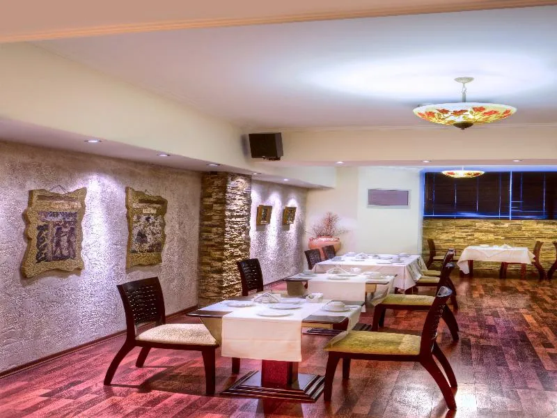 Restaurant, Nicola, Athens