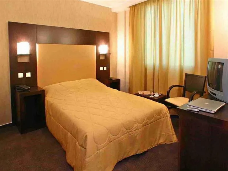 Room, Alassia, Athens