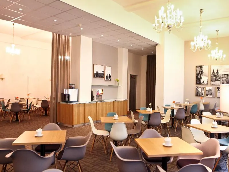 Restaurant, Central Hotel Prague, Prague