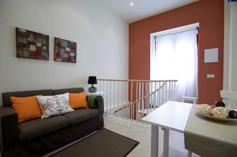 Room, Camino del Prado, Madrid