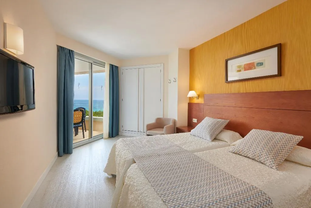 APARTMENT SEA VIEW Room, Hipotels Bahia Grande, Majorca