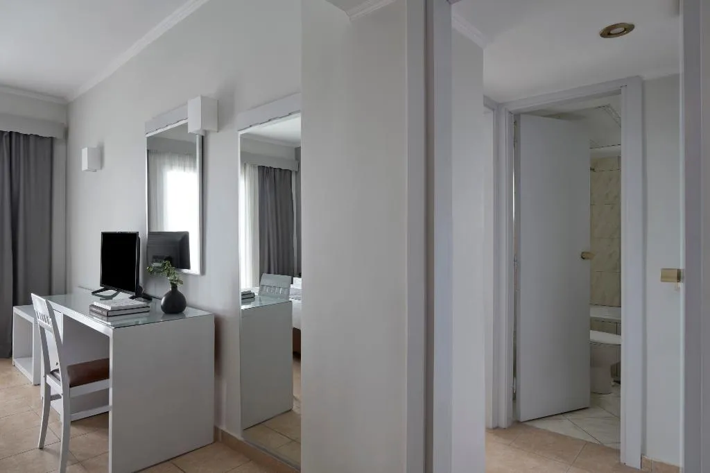 FAMILY ROOM TWO BEDROOMS Room, Ariti Grand Hotel Corfu, Corfu