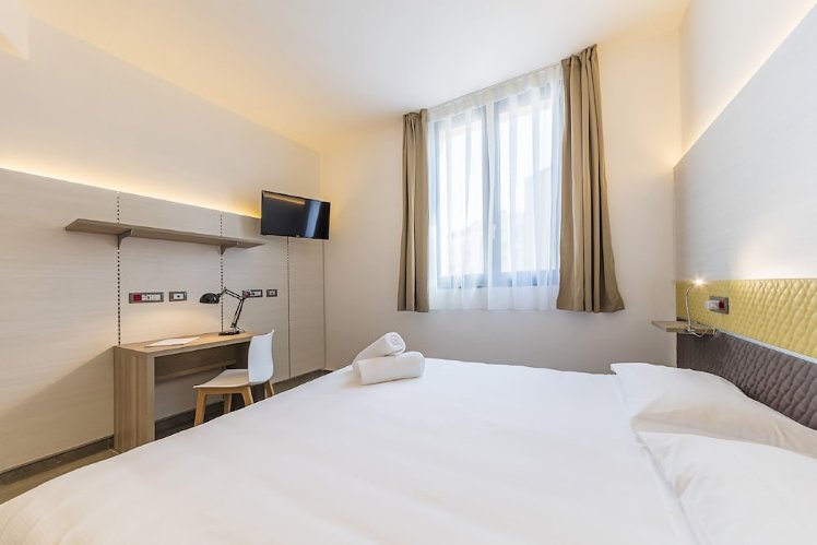 Camplus Guest Palermo, Catania
